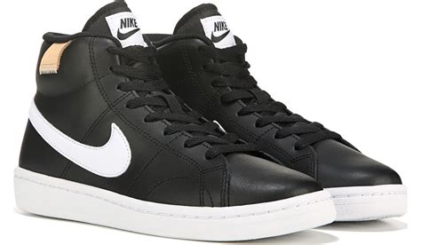 famous shoes Nike court royale 2